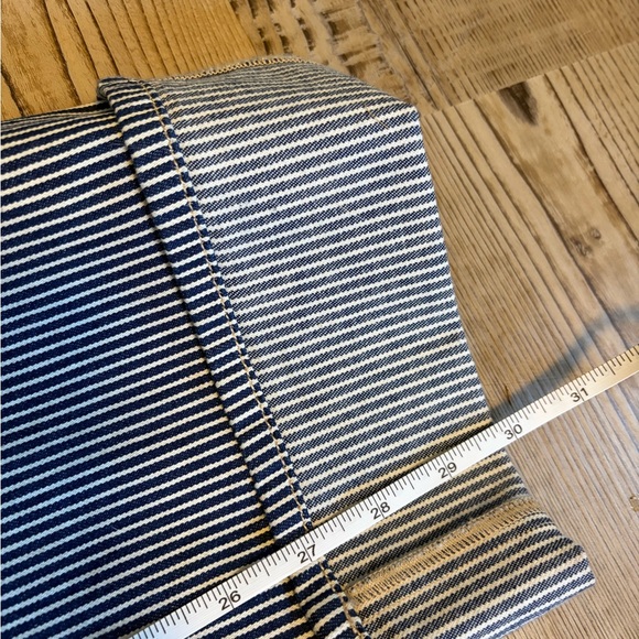 Veronica Beard - Dylan High Rise Straight Leg Jean - Picture 4 of 6